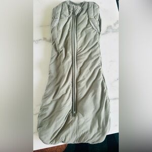Belan J convertible sleep sack - green